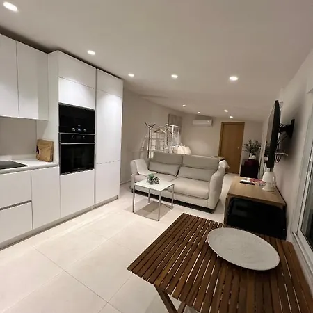 Lalola - Casa Privada *