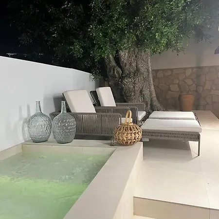 Lalola - Casa Privada Denia